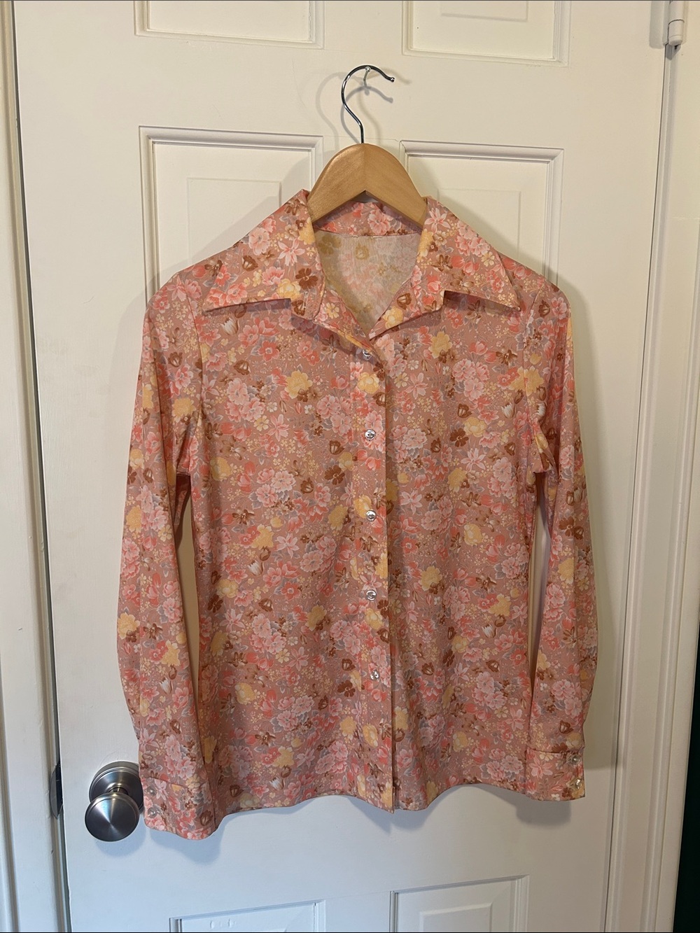 Vintage Pink Floral Button-Up Shirt